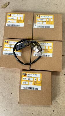 319-4407 3194407 Excavator Pressure Switch CAT C7.1 3512B 336D Engine Pressure Sensor