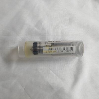 For ZEXEL 105025-3030 Diesel Injector Nozzle ISUZU 6BG1 Excavator Engine Parts