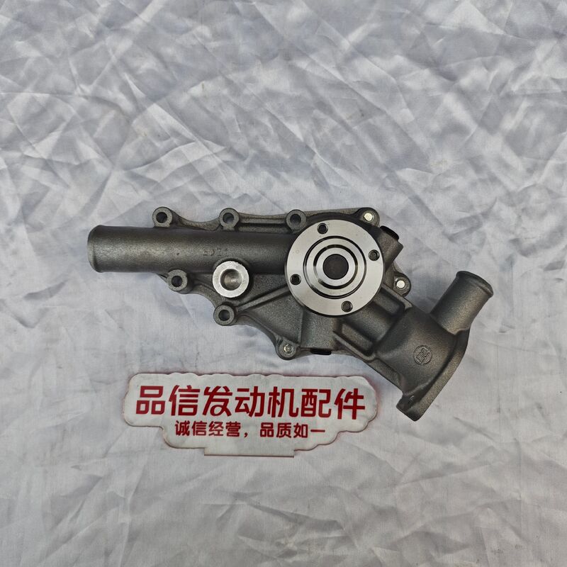 ISUZU 3KA1 3KB1 3KC1 Engine Water Pump with Precision-Cast Aluminum Alloy High-Quality Mechanical Seals for Direct Replacement Installation
