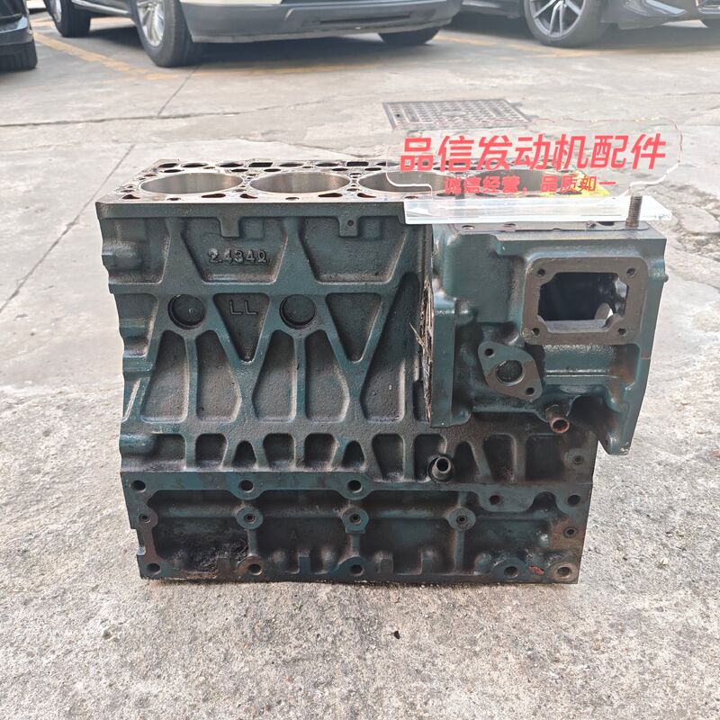 High-Strength Cast Iron Cylinder Block for Kubota V2403 Engine with Precision Fitment and Optimized Cooling & Lubrication
